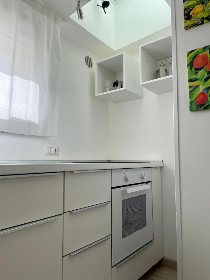 Virgilio 82 - Penthouse With Terrace Apartment Trapani Exterior photo